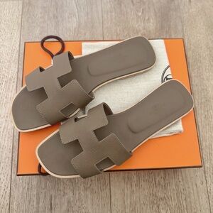 Hermes Oran Sandals Etoupe